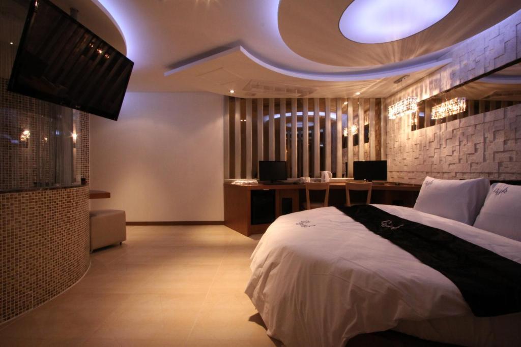 Danube Hotel 水原市 客房 照片