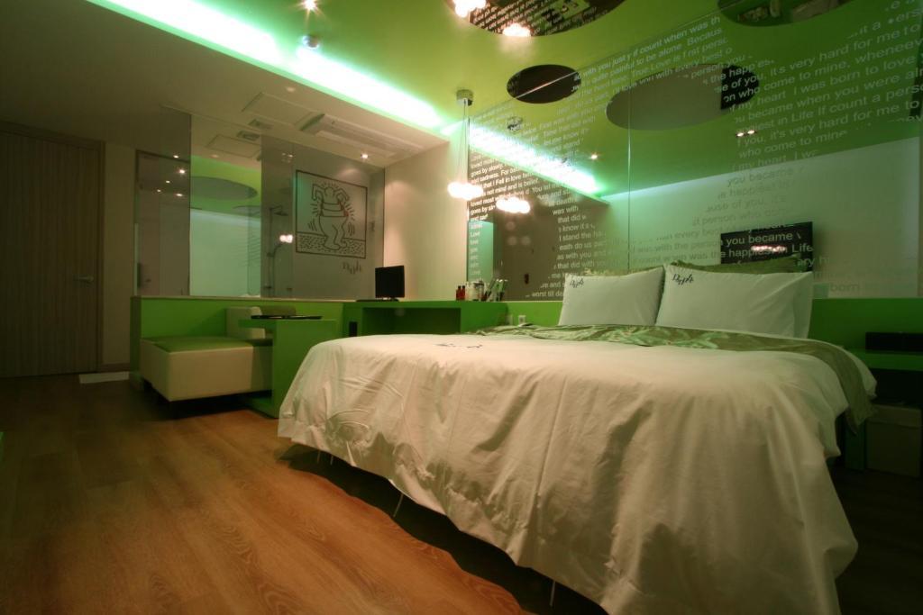 Danube Hotel 水原市 客房 照片