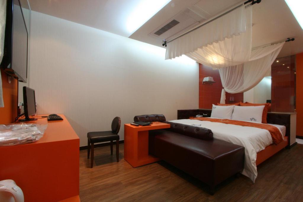 Danube Hotel 水原市 客房 照片